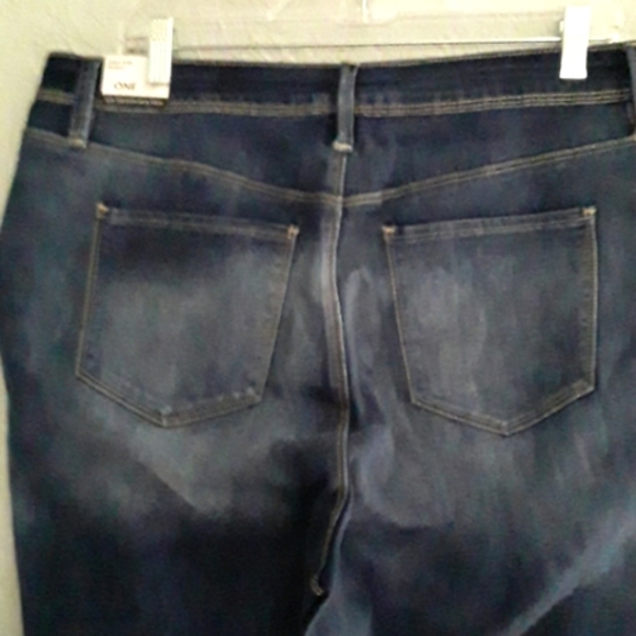 ONE Eight Jeans - Picture 5 of 7